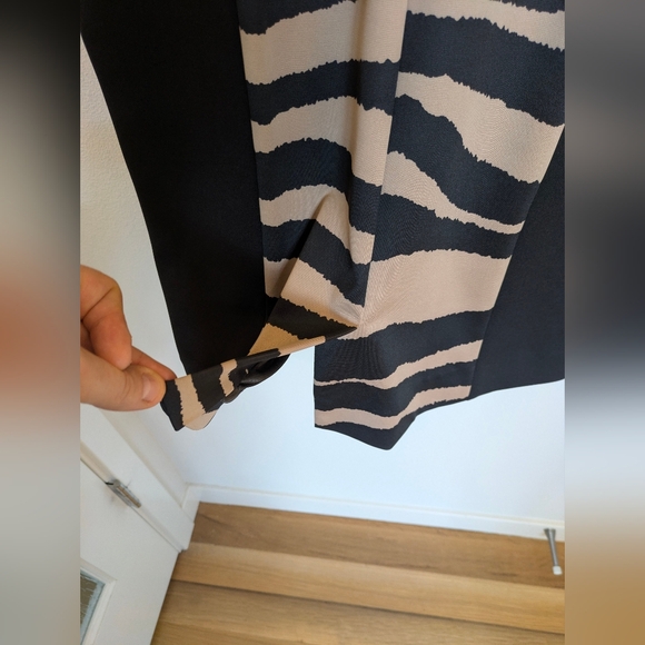 New TAHARI ARTHUR S LEVINE Sleeveless Black/Tan Animal Print Mini Dress Size 12 - Picture 12 of 16